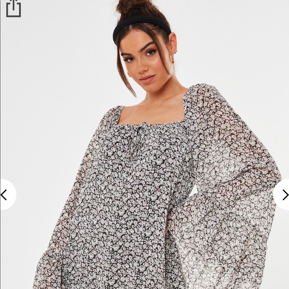 Flared Sleeve Floral Smock Dress